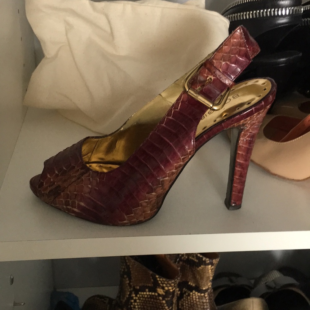 Shoes sandals snake skin